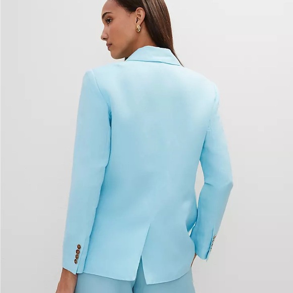 Ann Taylor The Relaxed Double Breasted Blazer in Linen Blend - Picture 4 of 7